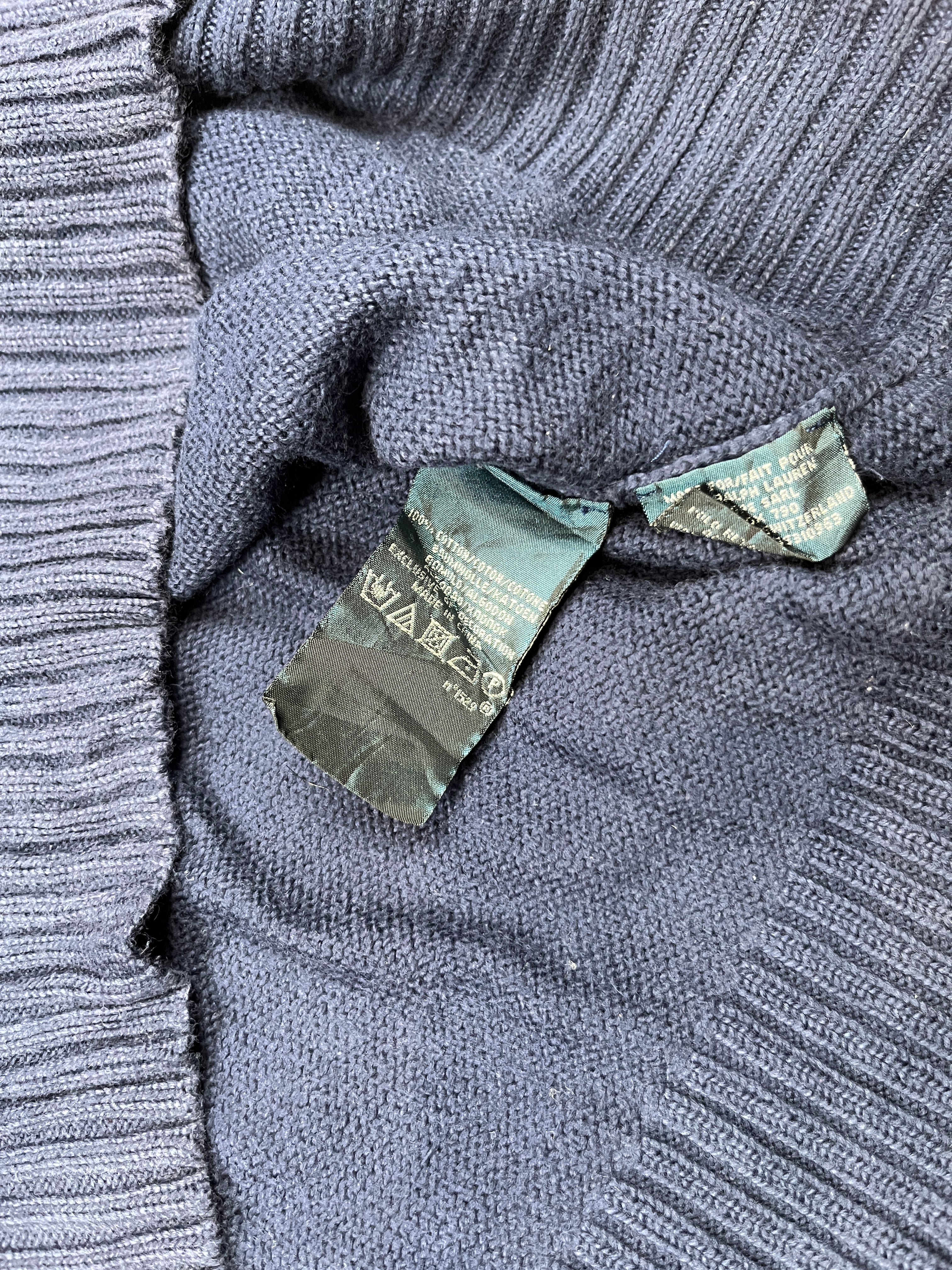 0064 Vintage Ralph Lauren Pullover - Größe L - Navy
Blau & zeitloser Klassiker